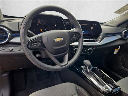 New 2026 Chevrolet Trax LT image 13