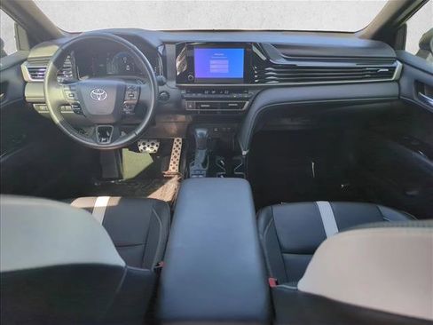 Certified 2025 Toyota Camry SE image 21