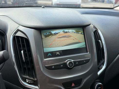 Used 2016 Chevrolet Cruze LT image 22