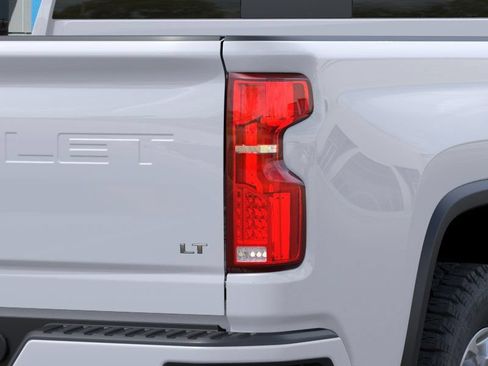 New 2026 Chevrolet Silverado 2500 LT w/ Z71 Chrome Sport Edition AWD/4WD image 11