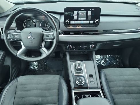 Used 2024 Mitsubishi Outlander SE FWD image 18