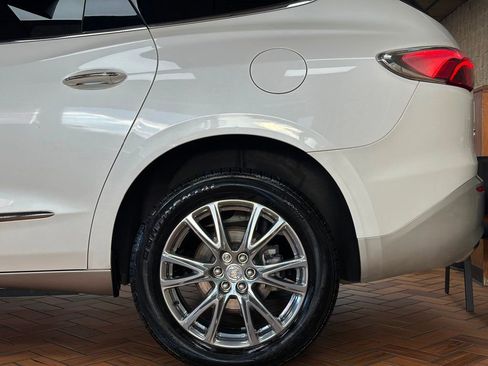 Used 2022 Buick Enclave Essence w/ Experience Buick Package image 9