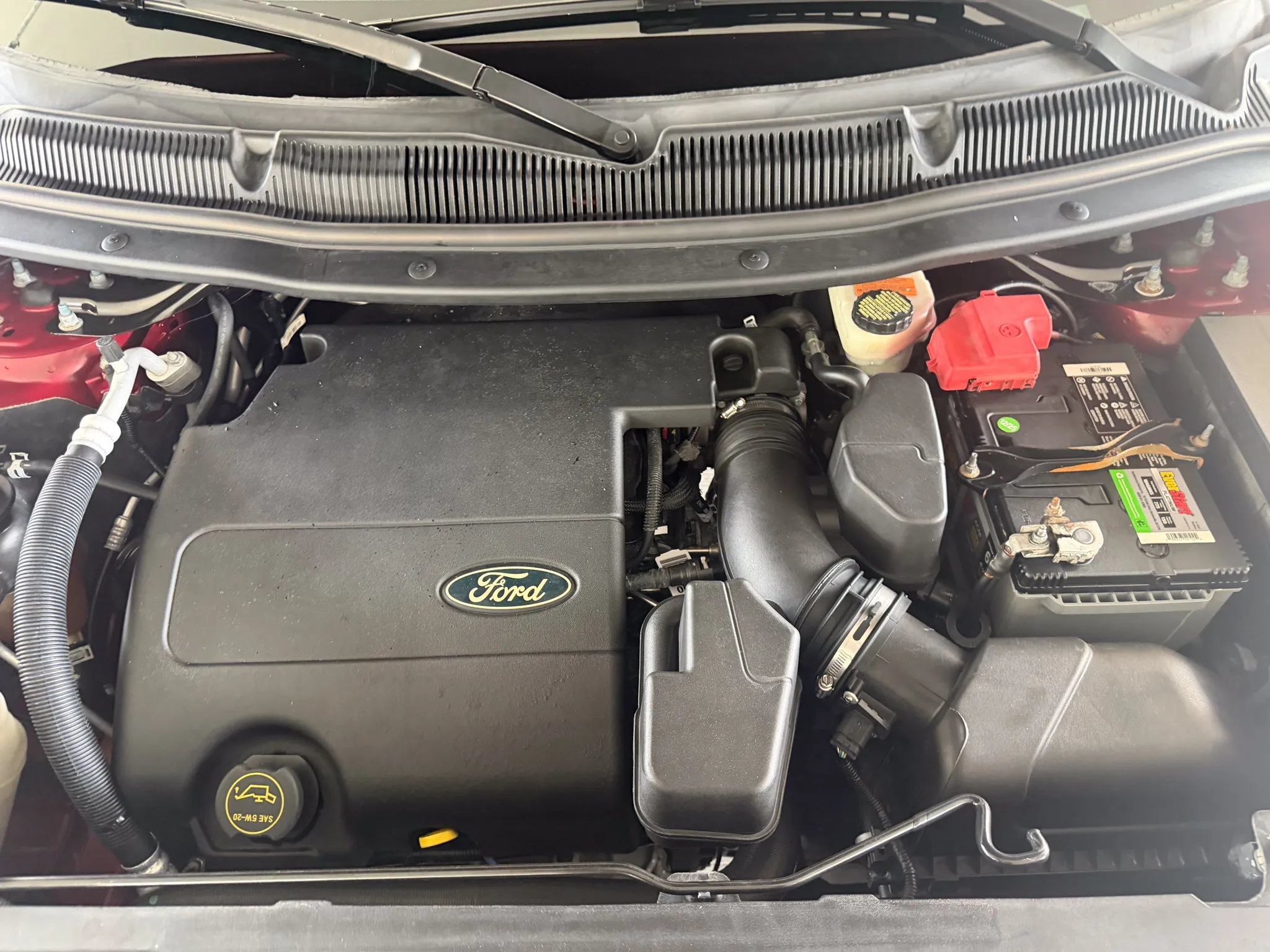 Used 2015 Ford Explorer XLT w/ Equipment Group 202B FWD image 13