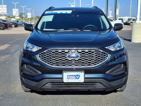 Used 2024 Ford Edge SE image 2