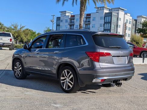 Used 2018 Honda Pilot Touring image 7