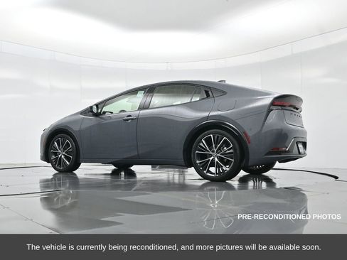 Used 2025 Toyota Prius XLE image 49