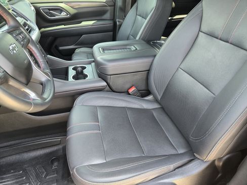 Used 2023 Chevrolet Tahoe RST w/ Luxury Package RWD image 9