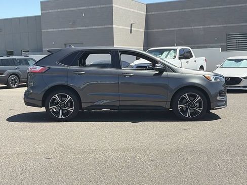 Used 2019 Ford Edge ST w/ Convenience Package AWD/4WD image 5