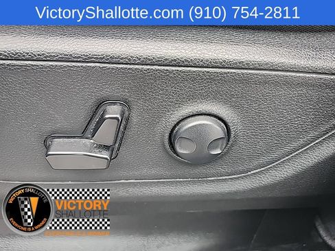 Certified 2025 RAM 1500 Big Horn AWD/4WD image 24