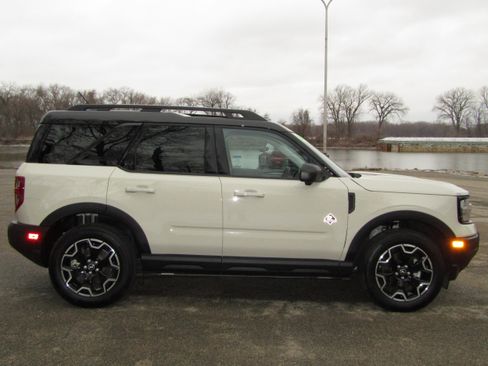 Used 2025 Ford Bronco Sport Outer Banks w/ Outer Banks Tech Package+ image 5