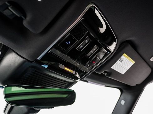 Used 2023 Land Rover Range Rover SE image 47