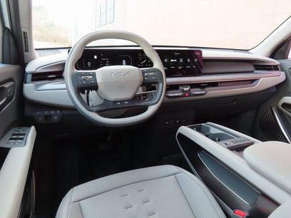 New 2026 Kia EV9 Wind
