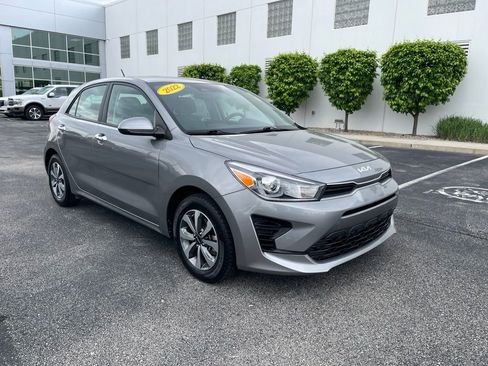 Used 2022 Kia Rio S w/ Option Group 015 FWD image 3