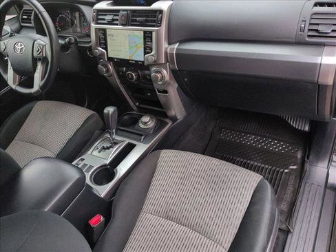 Used 2022 Toyota 4Runner SR5 AWD/4WD image 27