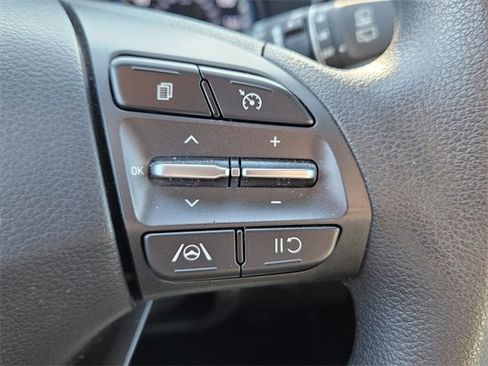 Used 2023 Hyundai Kona SEL image 13