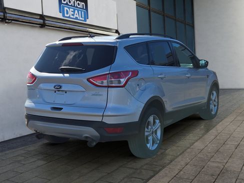 Used 2014 Ford Escape SE w/ Equipment Group 201A image 3