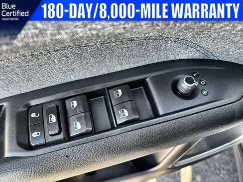 Used 2023 Jeep Compass Latitude AWD/4WD image 22