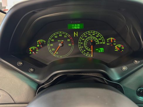Used 2004 Lamborghini Murcielago Coupe AWD/4WD image 10