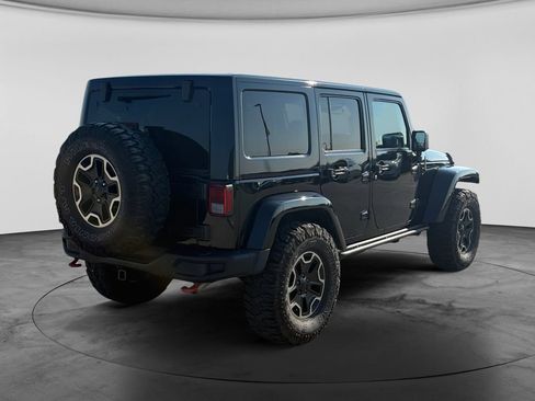 Used 2016 Jeep Wrangler Unlimited Rubicon AWD/4WD image 9