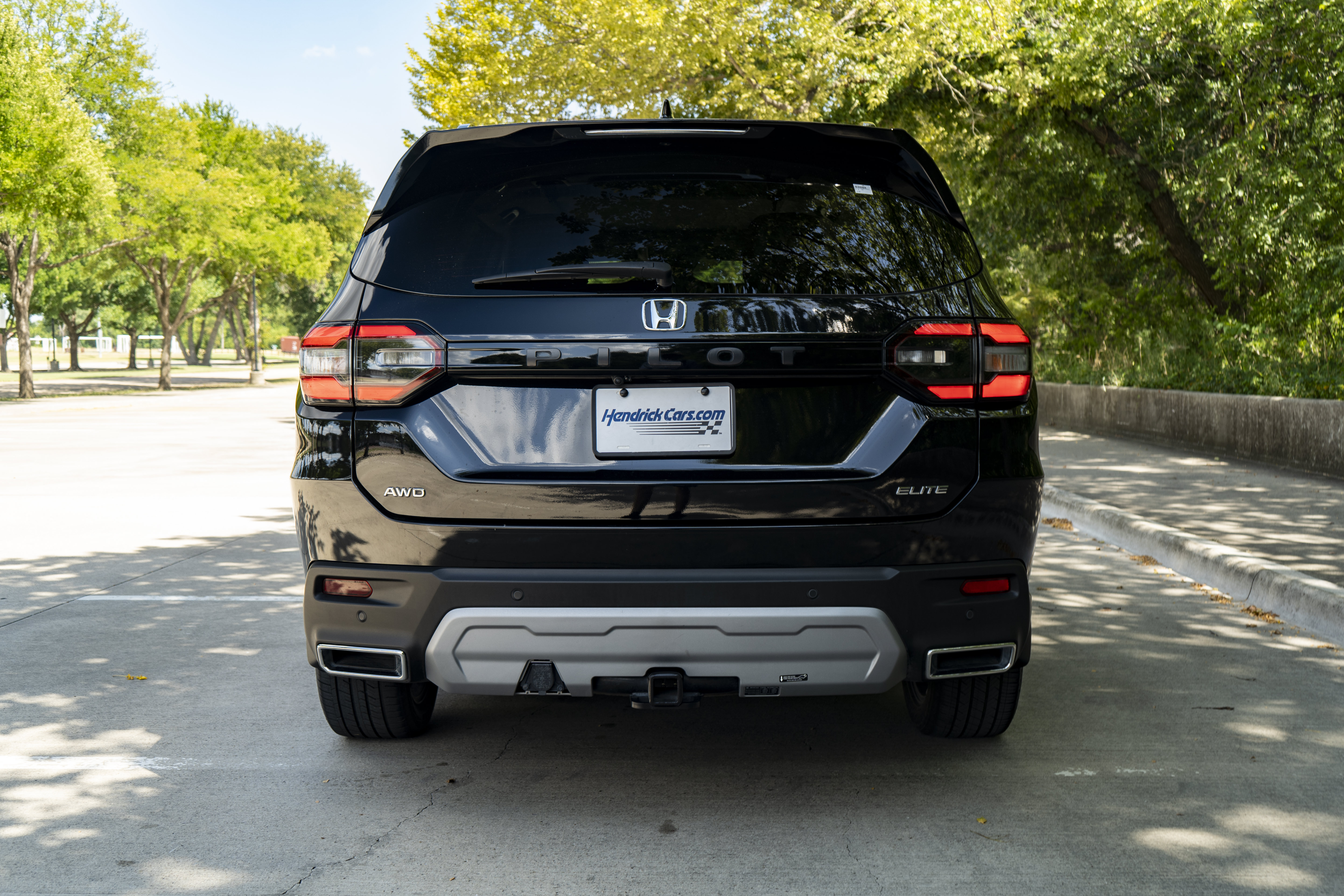 Certified 2025 Honda Pilot Elite image 8