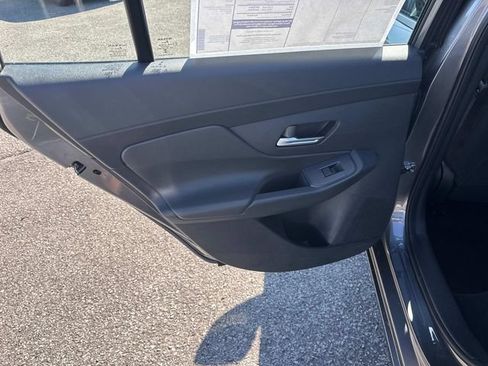 New 2027 Nissan Sentra SV w/ SV Convenience Package FWD image 13