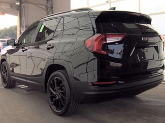 Certified 2023 GMC Terrain SLE w/ Driver Convenience Package AWD/4WD video 2