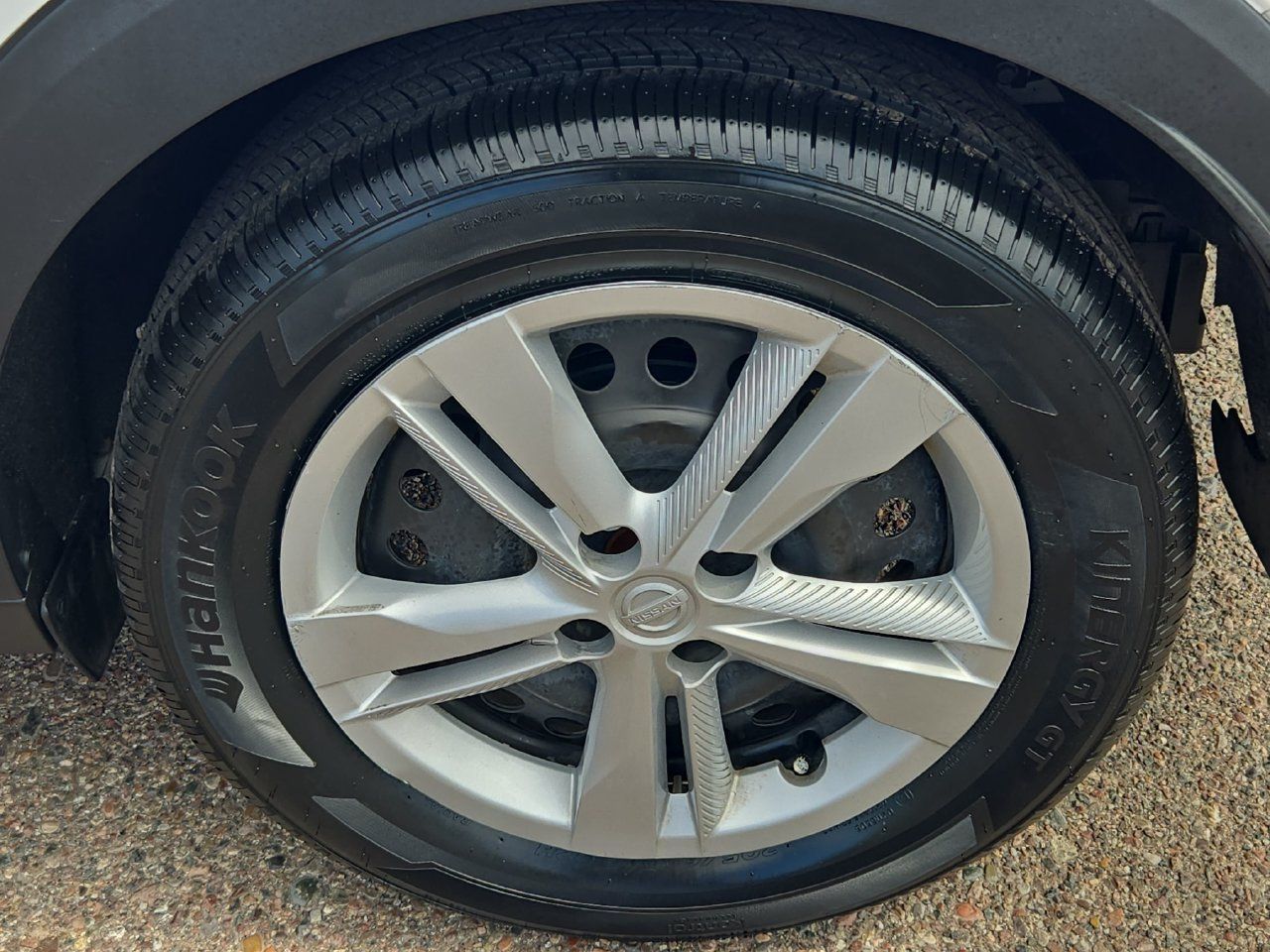 Used 2024 Nissan Kicks S FWD image 32