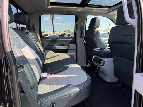 Used 2022 Ford F150 Limited image 14