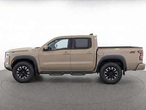 Used 2023 Nissan Frontier PRO-4X w/ Technology Package AWD/4WD image 6
