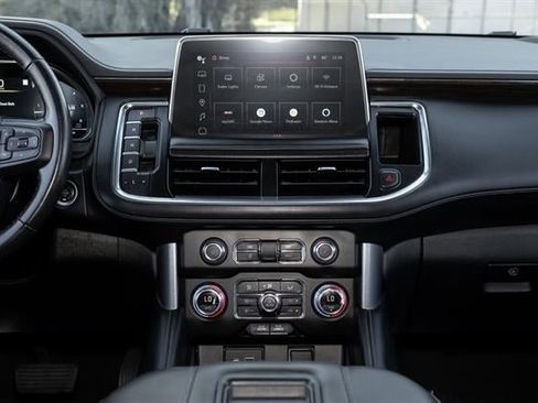 Used 2022 GMC Yukon XL SLE w/ Gmc Pro Safety Plus Package image 34