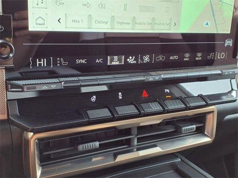 New 2025 GMC Hummer EV 2X image 10