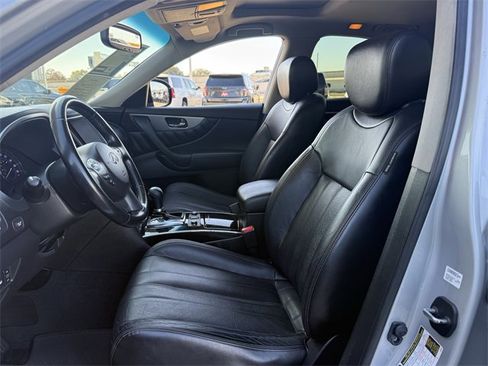 Used 2016 INFINITI QX70 2WD image 25