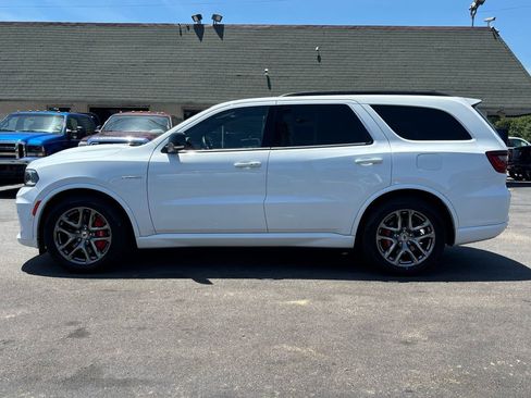 Used 2023 Dodge Durango R/T w/ Tow 'N Go Package AWD/4WD image 7