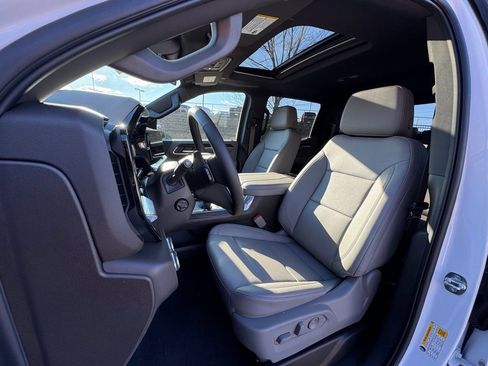 New 2026 GMC Sierra 1500 SLT w/ SLT Premium Plus Package image 5