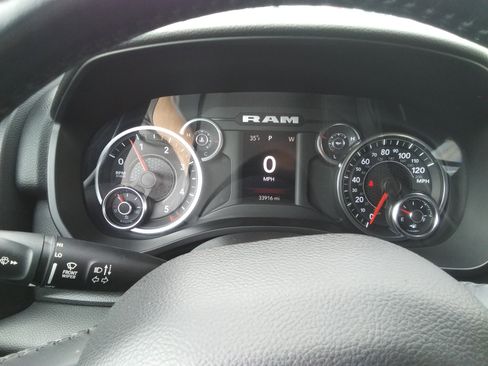 Used 2023 RAM 1500 Big Horn AWD/4WD image 13