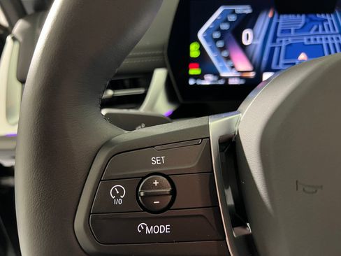 Used 2025 BMW X1 xDrive28i w/ Technology Package image 18