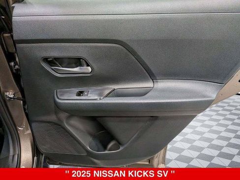 Certified 2025 Nissan Kicks SV w/ SV Premium Package AWD/4WD image 17
