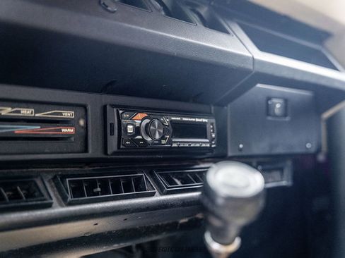 Used 1991 Jeep Wrangler 4WD image 38
