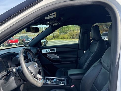 Used 2021 Ford Explorer ST w/ Equipment Group 401A image 7