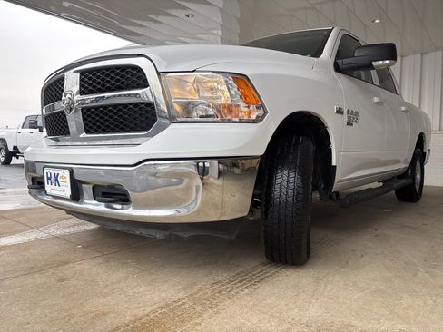Used 2022 RAM 1500 Classic SLT w/ Electronics Convenience Group image 39