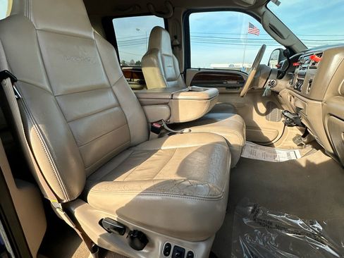 Used 2004 Ford F250 Lariat image 52