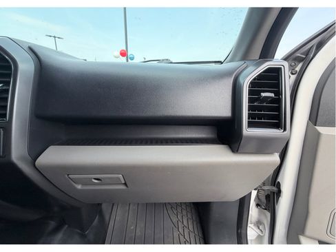 Used 2018 Ford F150 XLT w/ Trailer Tow Package image 19