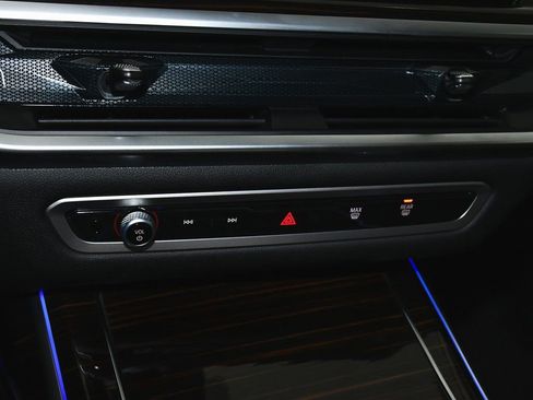 Used 2026 BMW X7 xDrive40i image 41