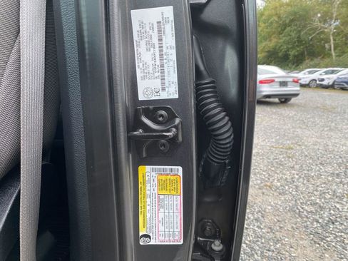 Used 2019 Ford F150 XLT image 36