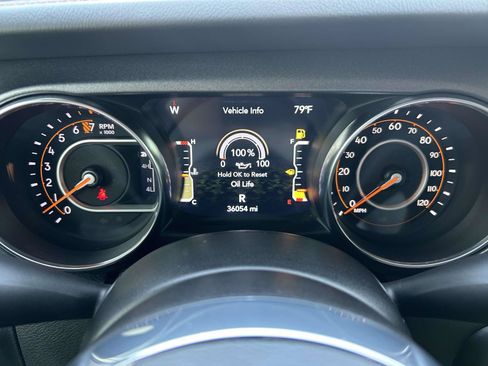 Used 2023 Jeep Gladiator Mojave w/ LED Lighting Group AWD/4WD image 25