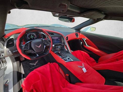 Used 2018 Chevrolet Corvette Stingray Coupe RWD image 17