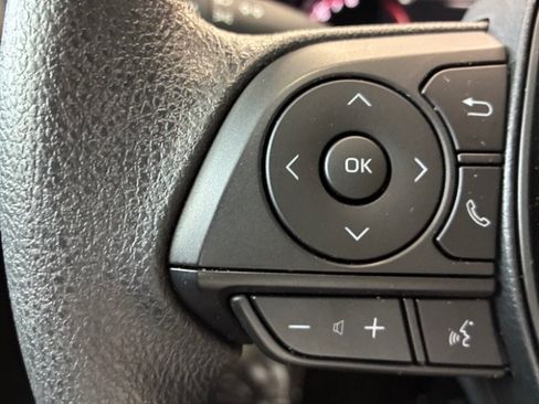 Used 2025 Toyota RAV4 XLE w/ Convenience Package FWD image 18