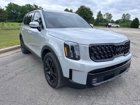 Used 2025 Kia Telluride SX Prestige X-Line AWD/4WD image 3