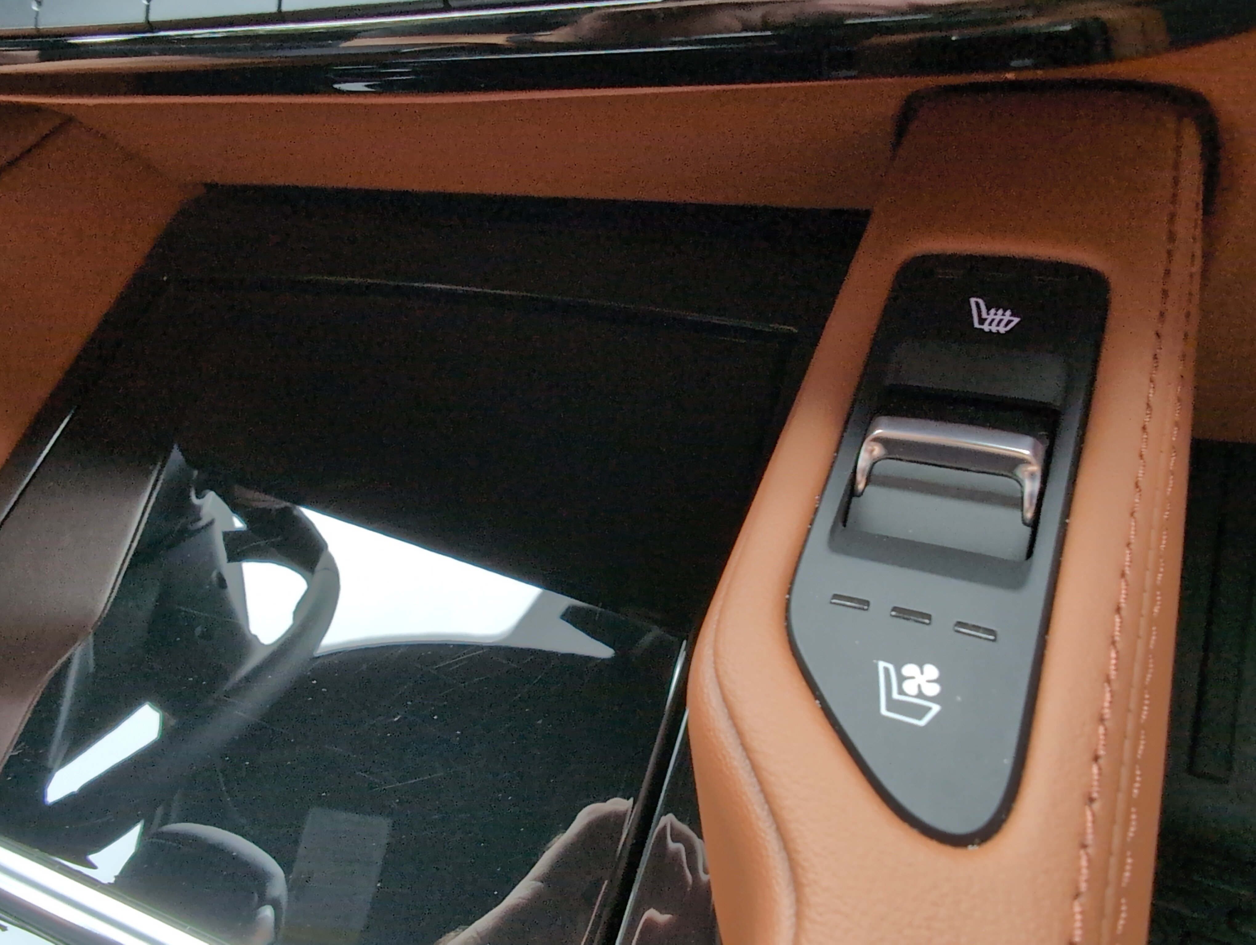 Used 2025 Kia Telluride EX X-Line AWD/4WD image 40