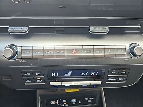 New 2026 Hyundai Kona SEL Premium image 18